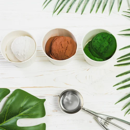 Superfood-Powered Beauty: Cosmetics with Algae, Spirulina, and Açaí for Extraordinary Nutrients