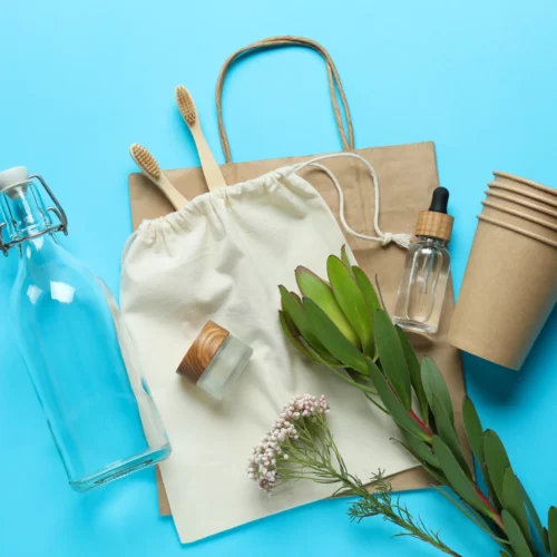 Sustainable and Eco-Friendly Beauty: Brands Invest in Natural Ingredients and Reusable Packaging